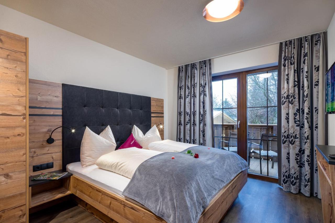 Alpin Chalet Am Burgsee Ladis Exterior photo